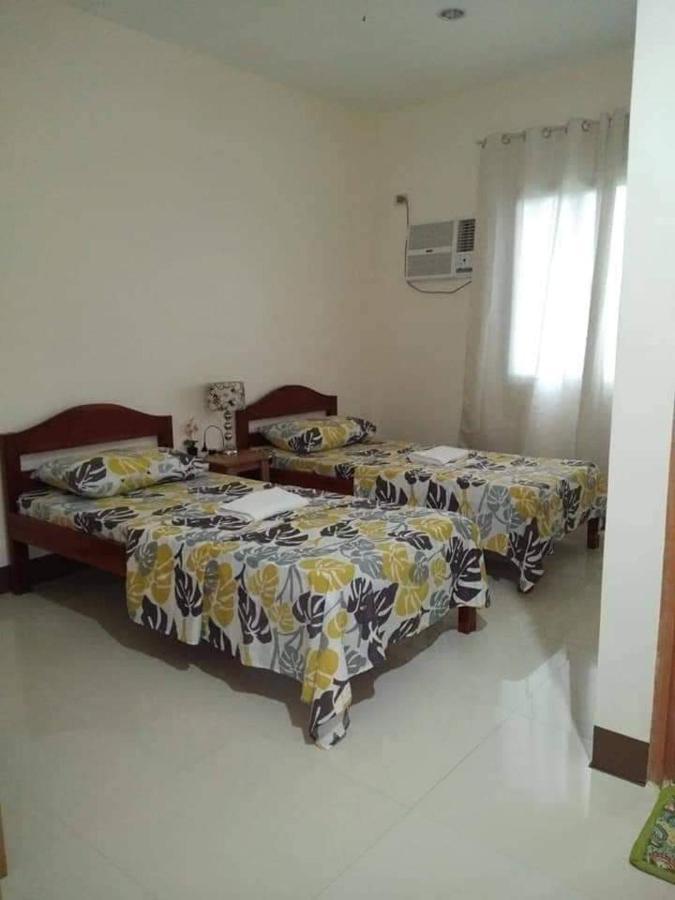 Junie Pension House Moalboal Chambre photo